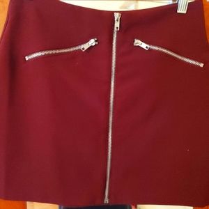 Forever 21 mini skirt. Maroon / burgundy. Size S. GUC.